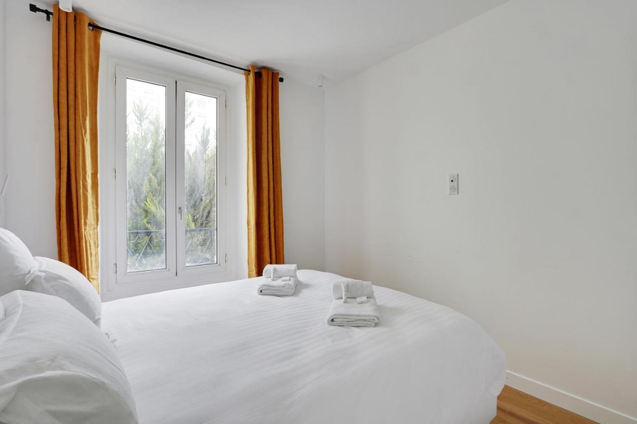 Pick A Flat's In Nation - Rue D'avron * Parijs